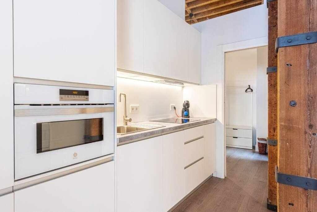 Pineapple Comedias 8 Con Parking Malaga Exterior photo